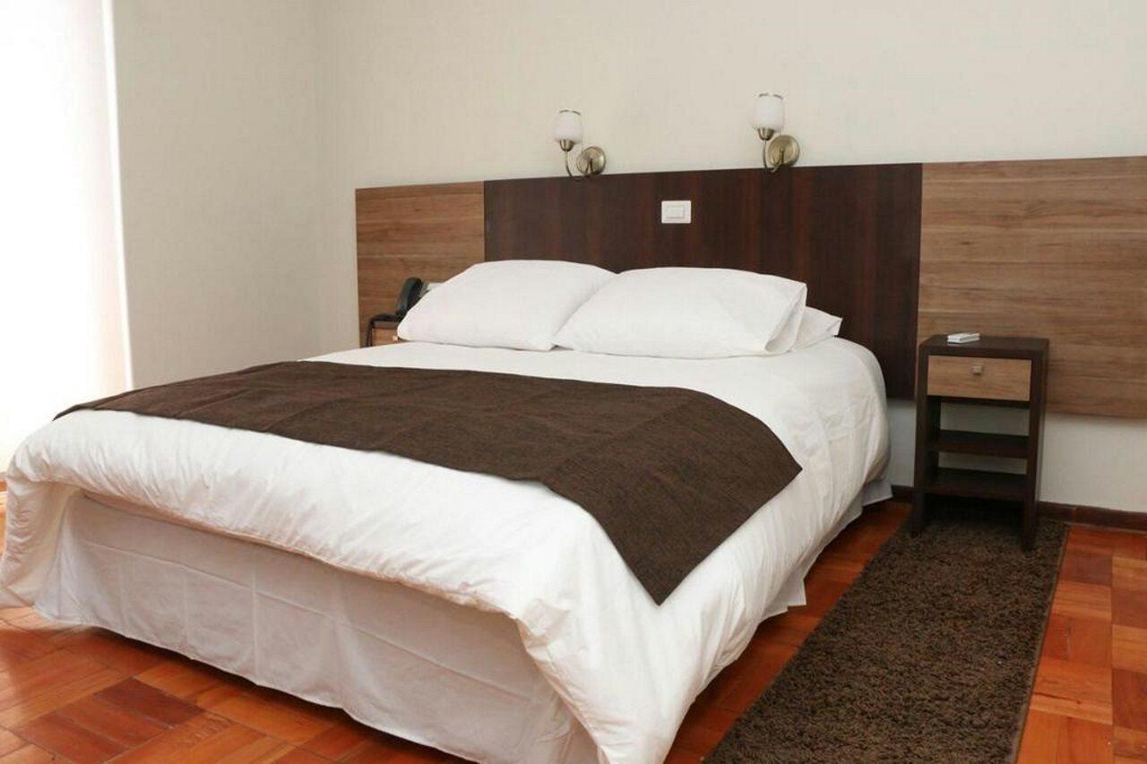Hotel Plaza Nunoa Сантьяго Екстер'єр фото