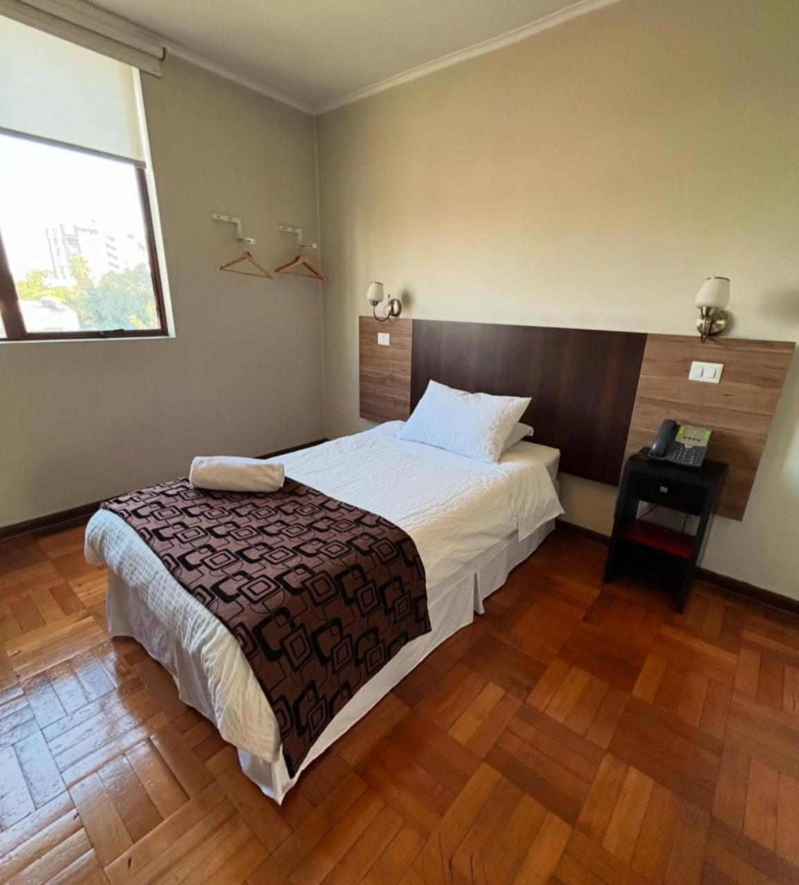 Hotel Plaza Nunoa Сантьяго Екстер'єр фото